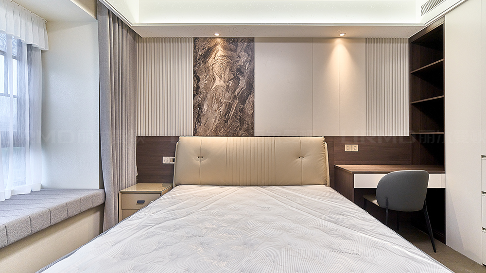 現代極簡風-龍湖翠湖壹號